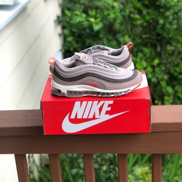 air max 97 moon particle bright crimson